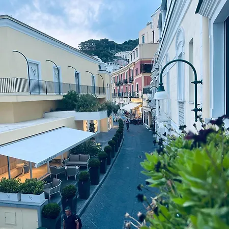 Piazzetta Diefenbach 4* Capri