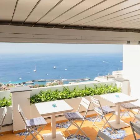 Piazzetta Diefenbach 4*