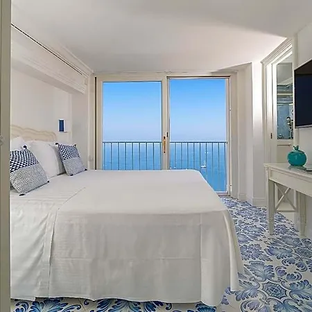 Piazzetta Diefenbach 4* كابري