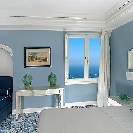 Piazzetta Diefenbach 4* كابري
